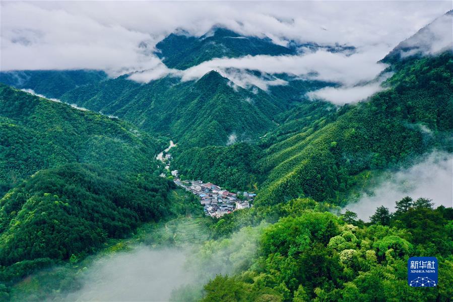 （新華全媒頭條·奮進(jìn)新征程 建功新時(shí)代·非凡十年·圖文互動(dòng)）（1）福建：搶抓機(jī)遇謀發(fā)展 奮力譜寫新篇章